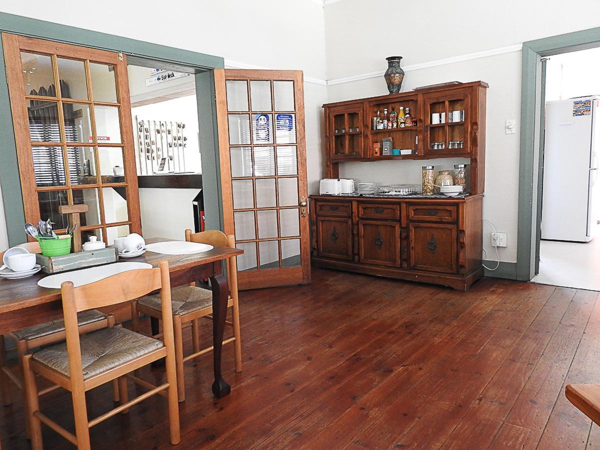 Mosselbay Backpackers Hostel Mossel Bay Ngoại thất bức ảnh